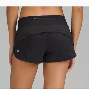 NWT Lululemon Speed Up Low-Rise Lined Short 2.5" - size 10